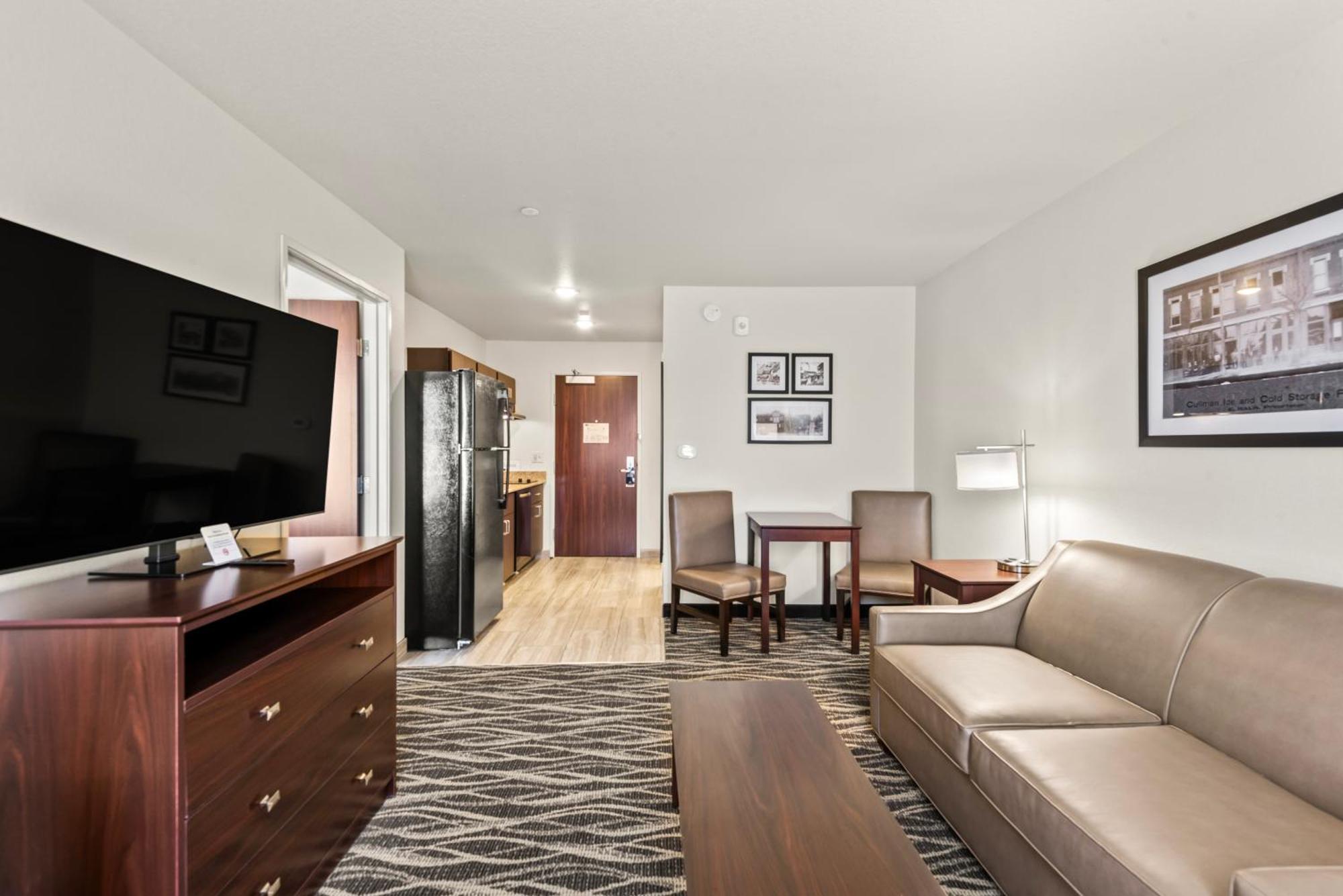 Cobblestone Hotel & Suites - Фолі Екстер'єр фото
